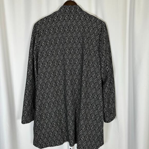 Chico's Black White Open Front Stretch Longline Blazer Jacket Sz 2‎ (L) Office - Picture 7 of 11